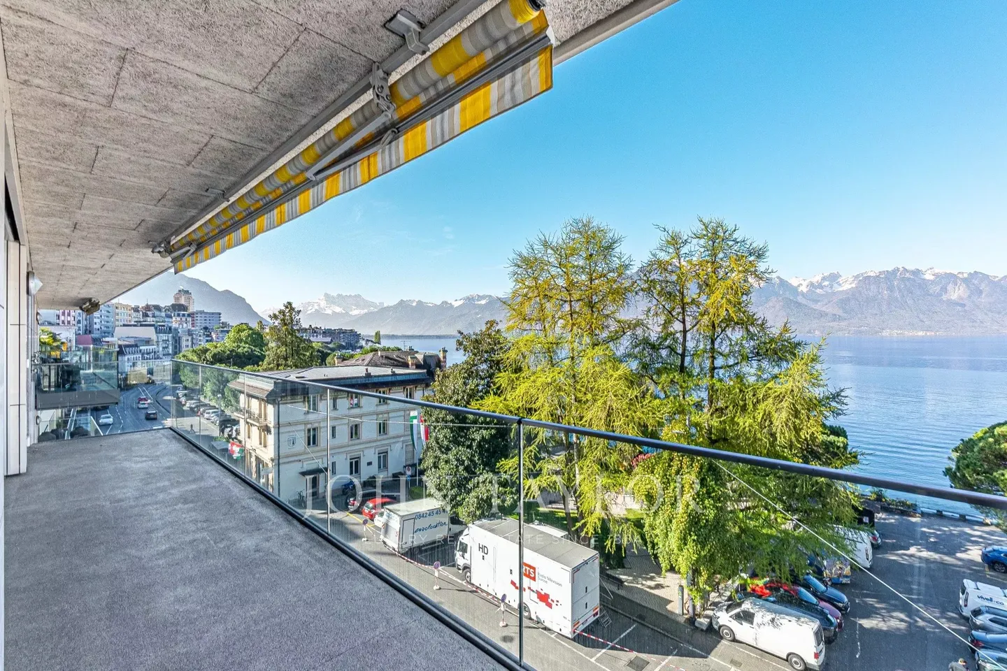 Luxuswohnung im Herzen von Montreux - Foto 3 von 9