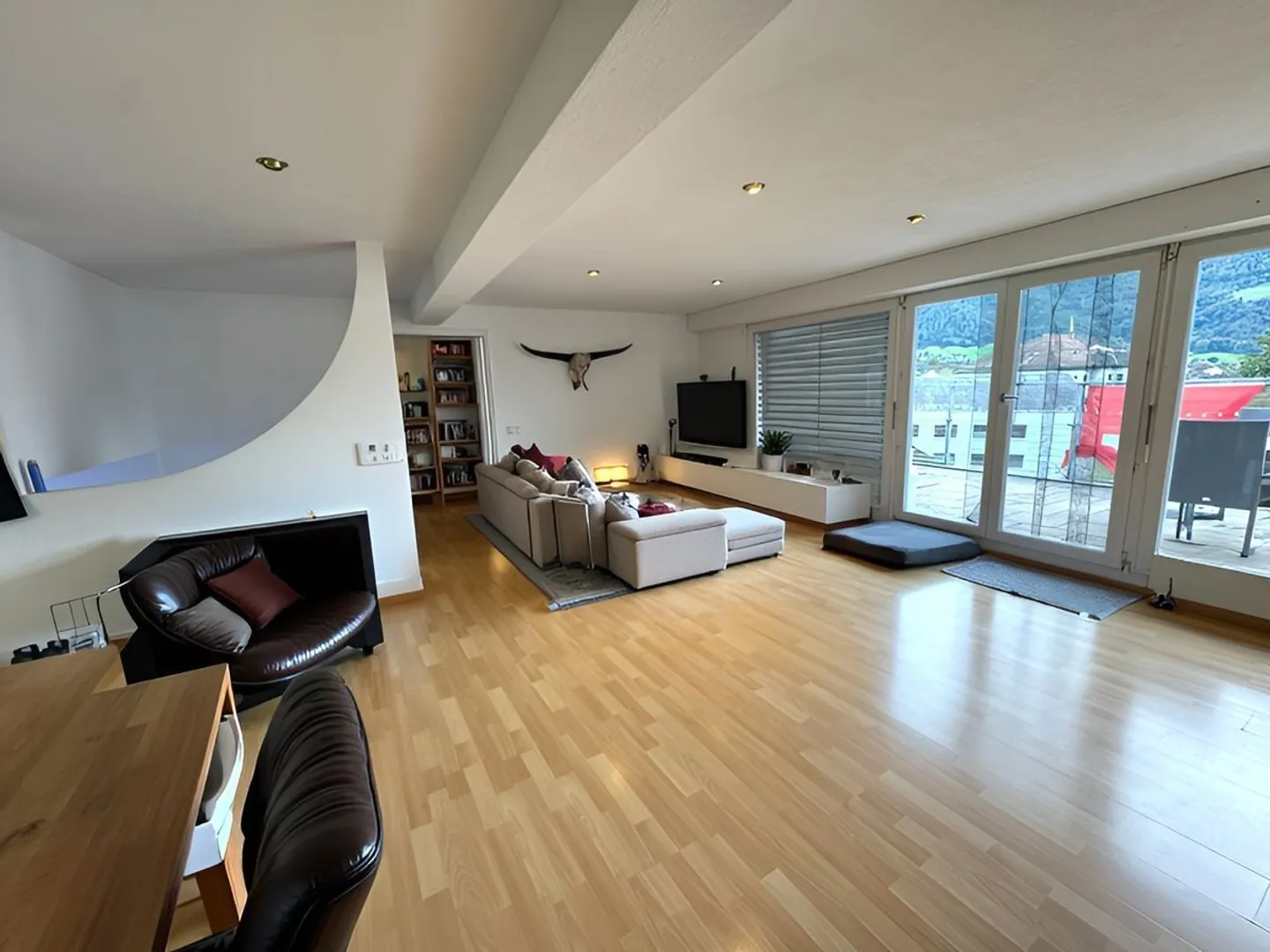 RENDITE-MFH (5%) DANS LE GLARNERLAND EN PLEINE CROISSANCE - Photo 4 sur 13