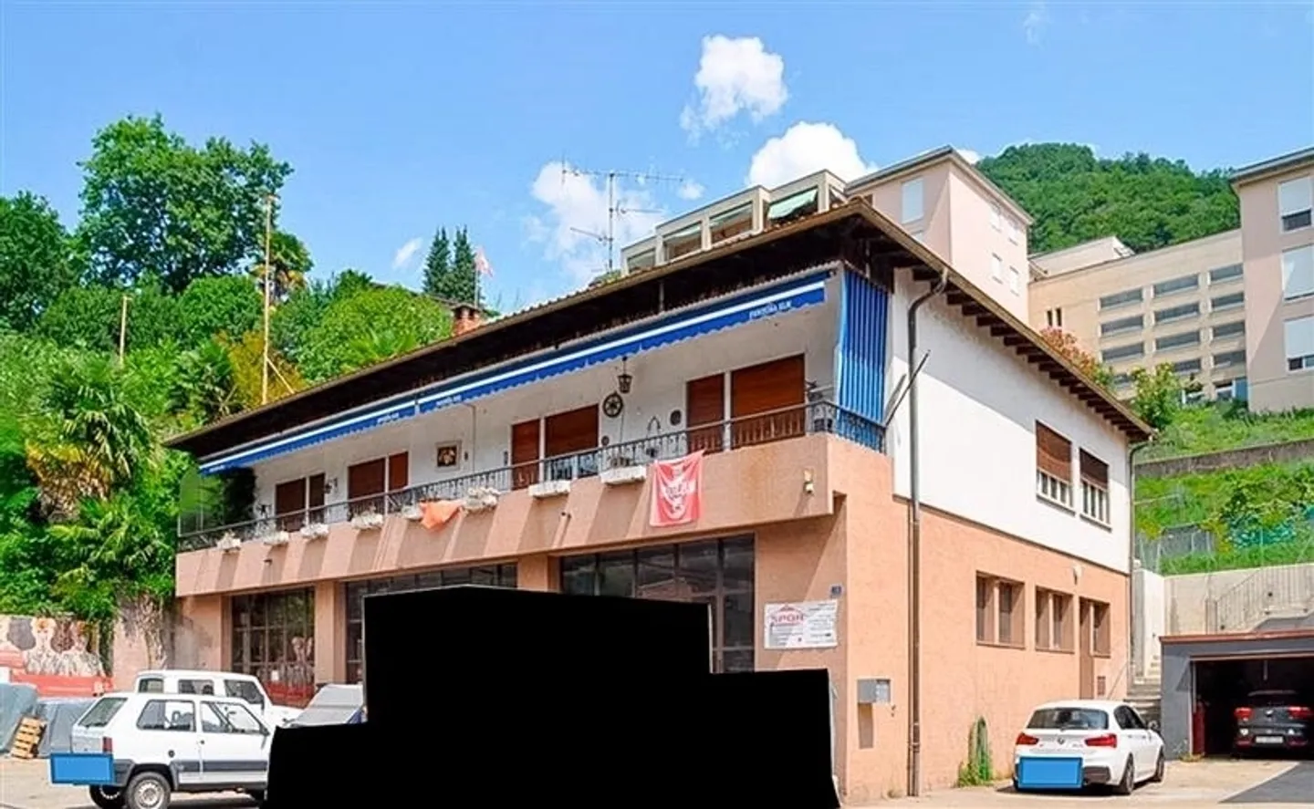 Maison avec local commercial attenant et terrain complémentaire à Ponte Tresa - Photo 1 sur 1