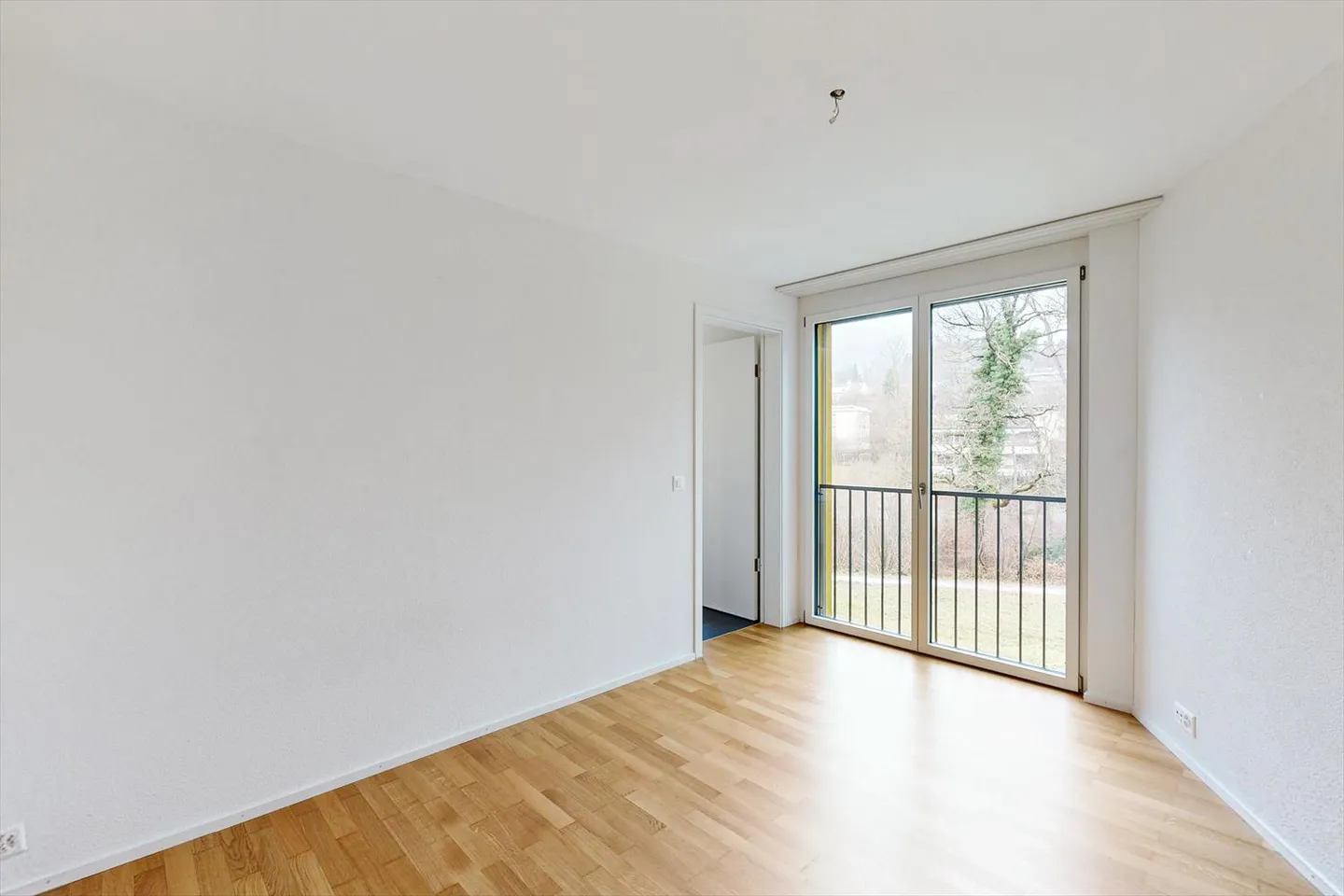 Appartement lumineux et moderne - Photo 8 sur 12