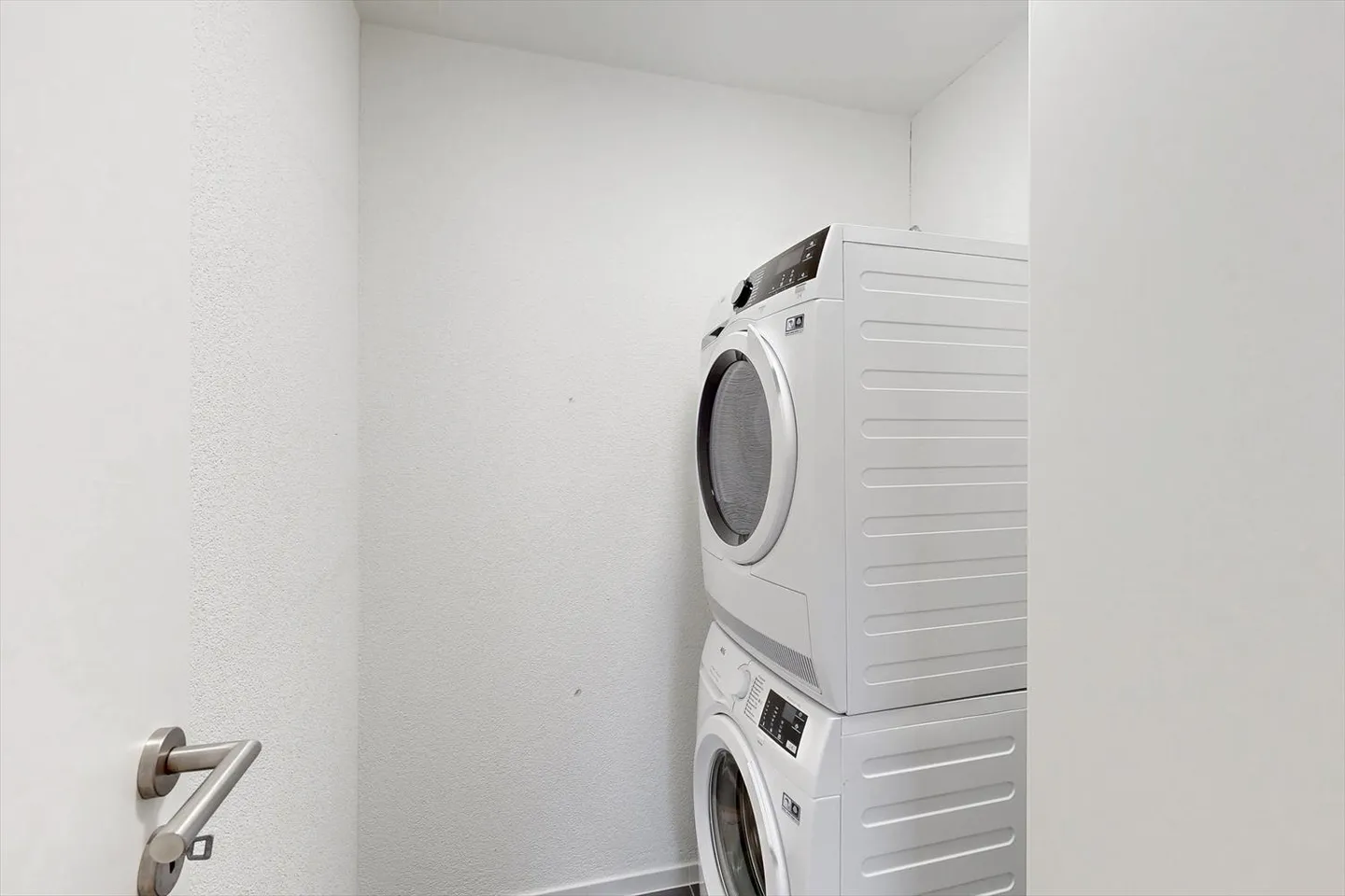 Appartement lumineux et moderne - Photo 11 sur 12