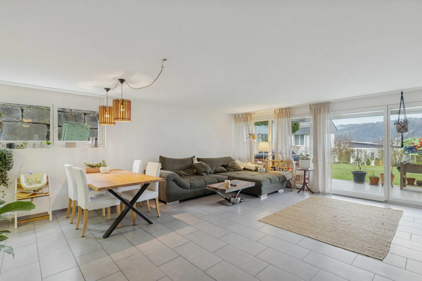 Gartenwohnung mit Privatem Raum - Foto 3 von 5