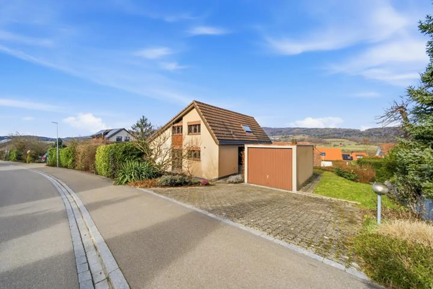 CHANCE IN THE ZURICH AREA - BUILDING LAND WITH GREAT POTENTIAL - Photo 7 of 9