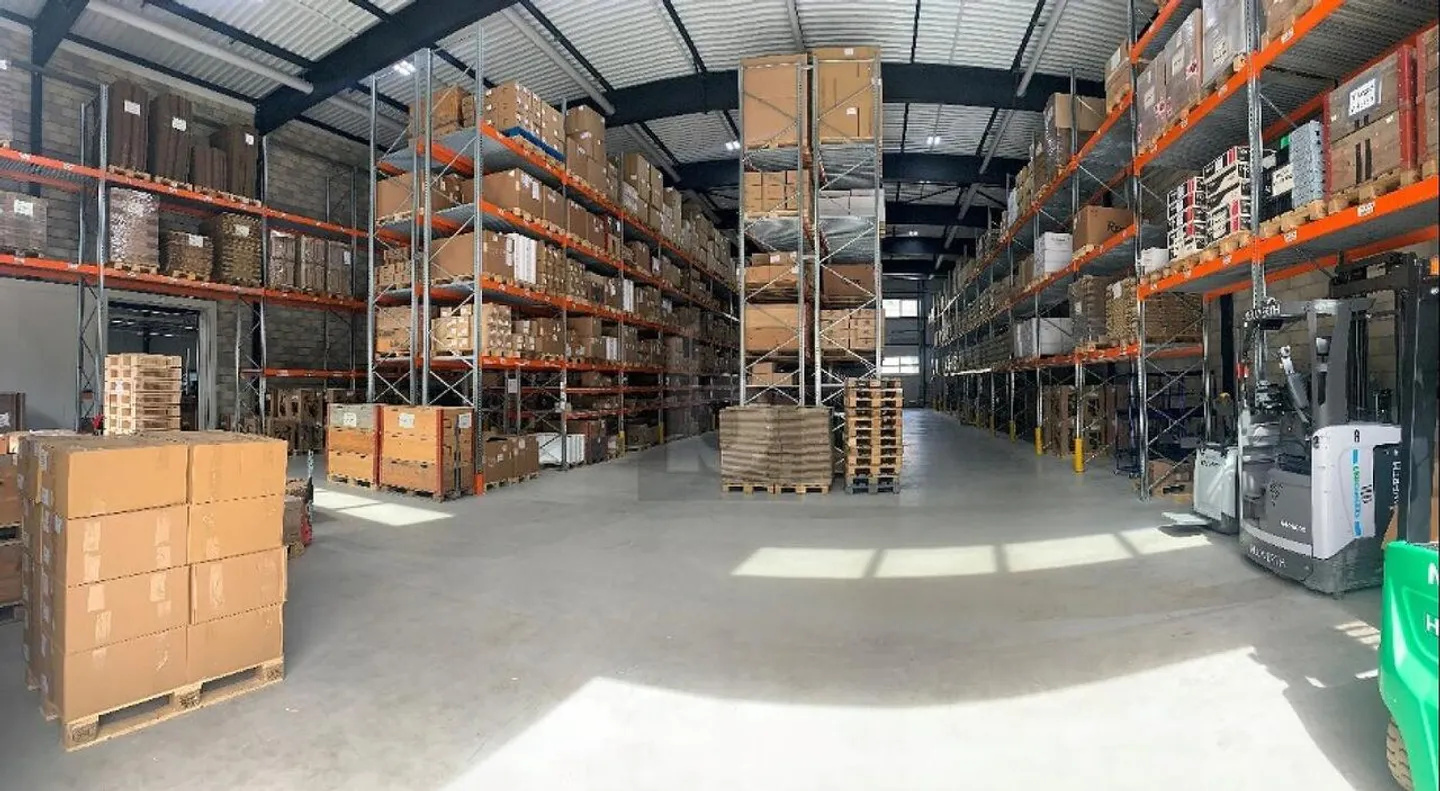 FLEXIBLE HALLE - Foto 2 von 3