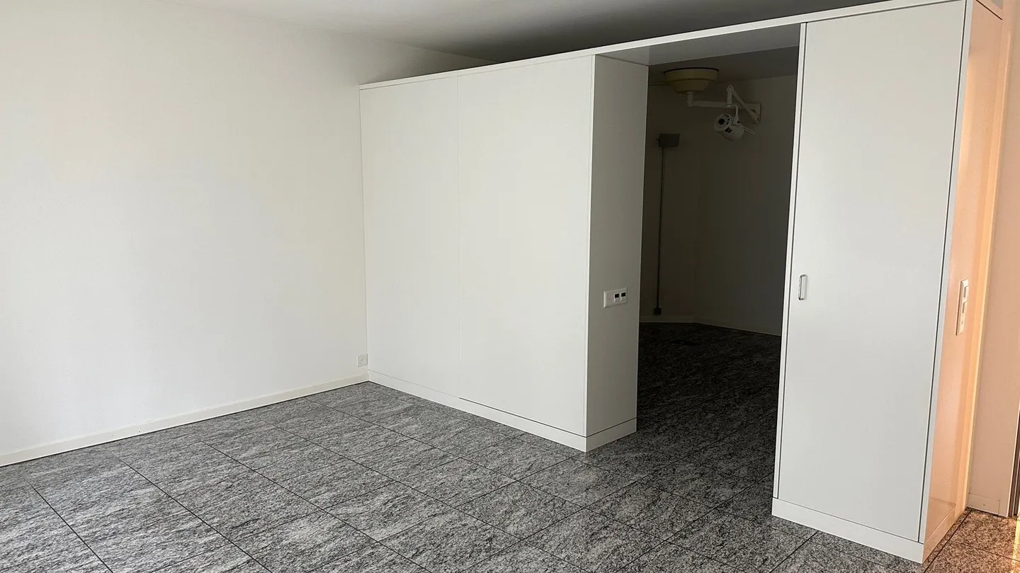 Bureau/Pratique/Commercial - Photo 11 sur 14