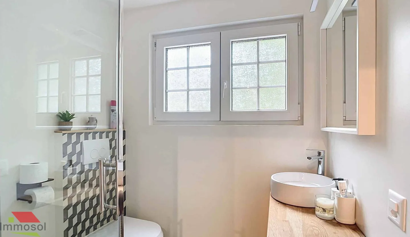 Einfamilienhaus in der Nähe des Sauvabelin-Waldes! - Foto 9 von 12