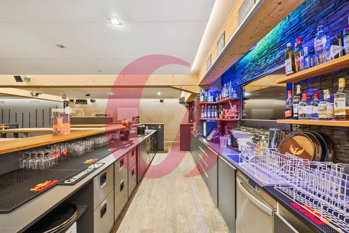 Commercial building in the center of Charmey! - Photo 7 of 10