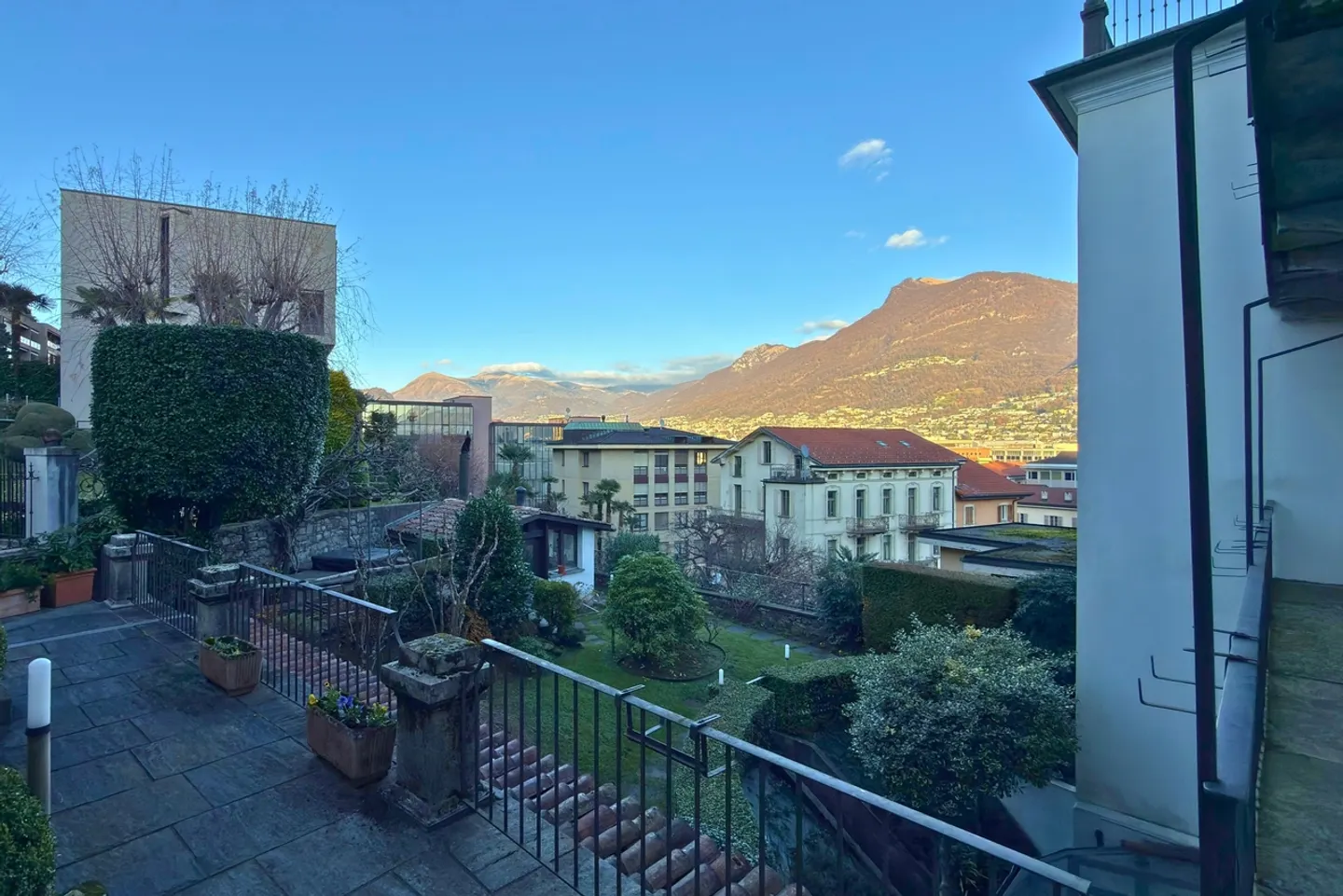 GERÄUMIGE PRESTIGE-WOHNUNG IM HERZEN VON LUGANO - Foto 6 von 6