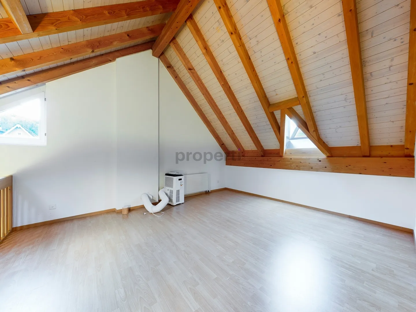 Charming and Cozy 3.5 Room Apartment - Photo 2 of 6