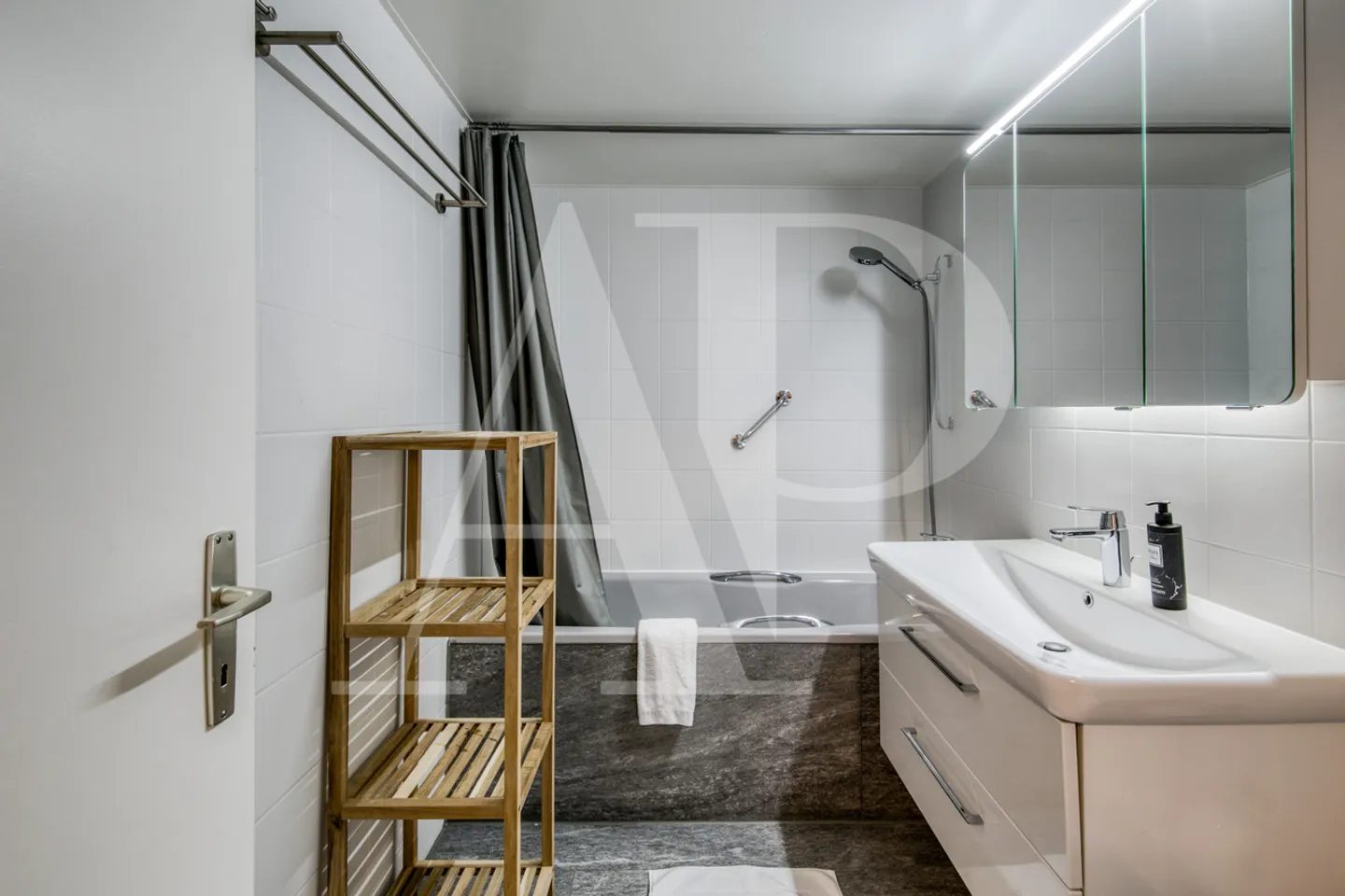 Appartement à louer à l'année à Champéry - Photo 13 sur 14