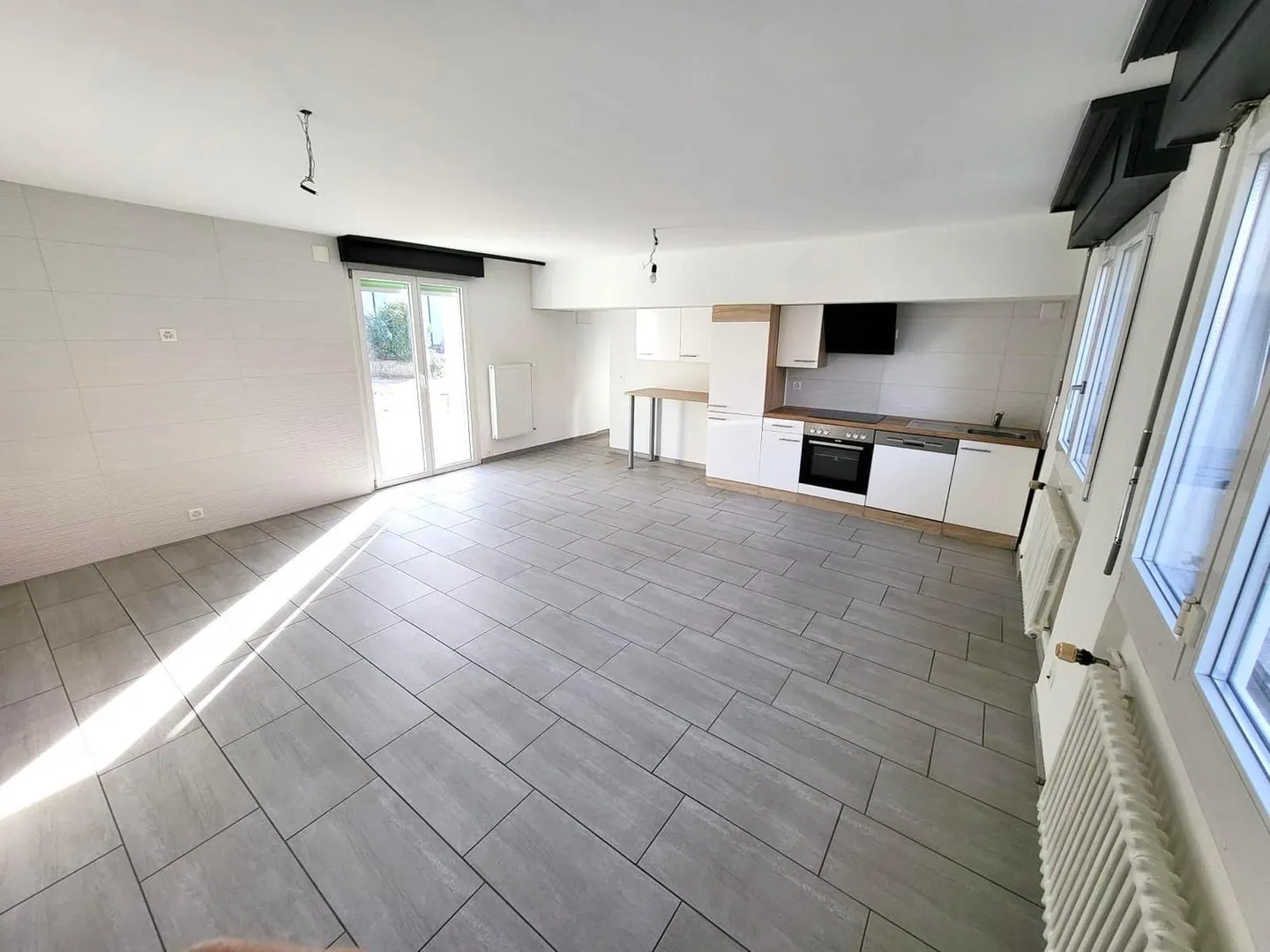 Charmantes 2.5-Zimmer-Wohnung mit Terrasse in Granges-Paccot - Photo 1 of 6