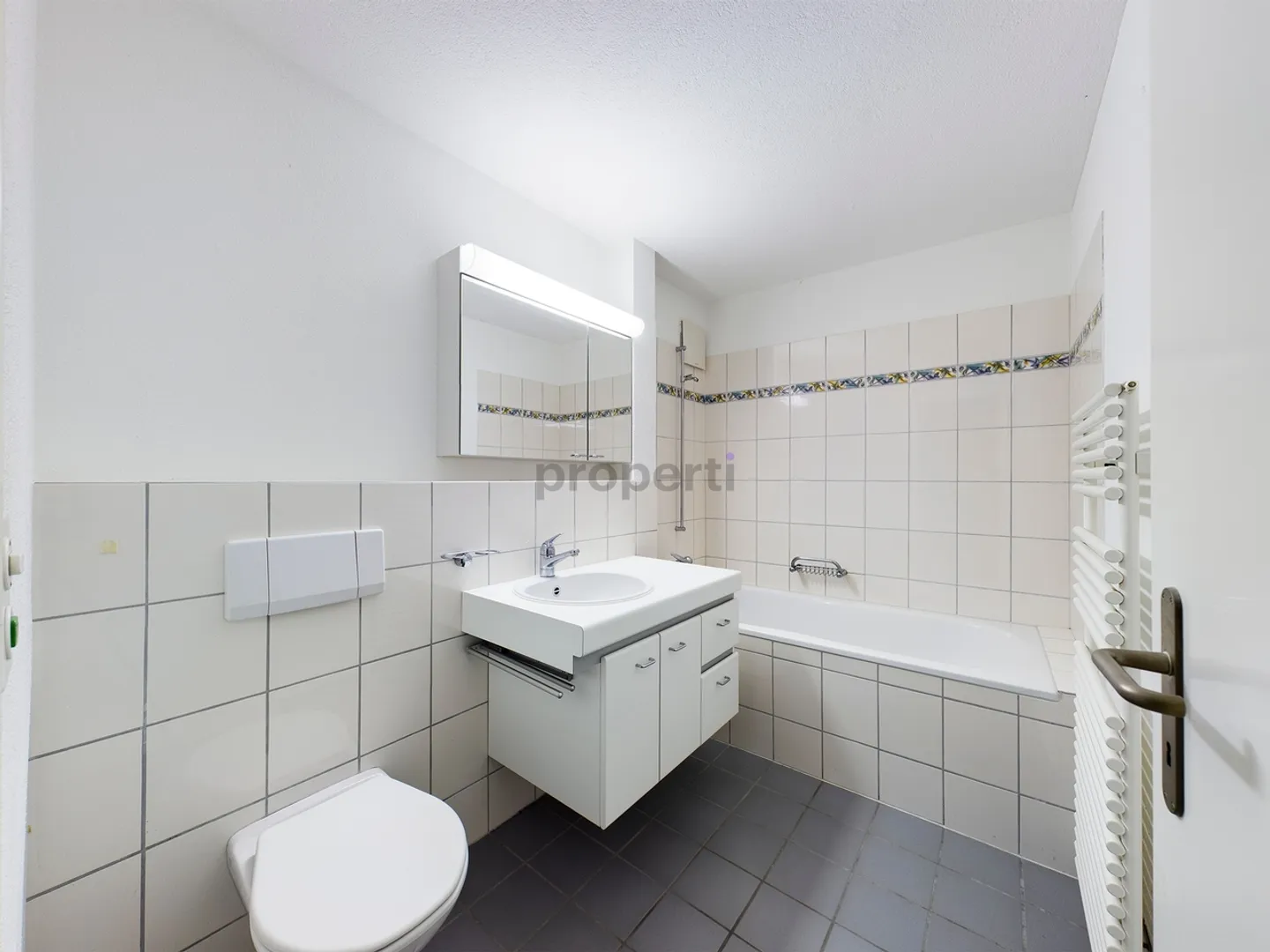 Charming and Cozy 3.5 Room Apartment - Photo 5 of 6