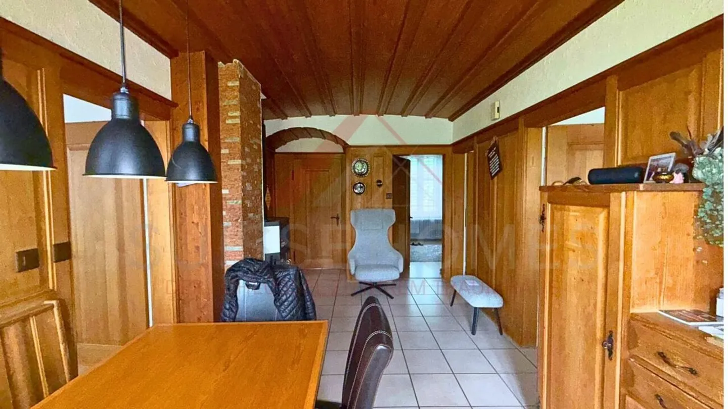 Attractive multi-family house in Grasswil BE - well-maintained, solid and with 4.8% yield - Photo 4 of 17