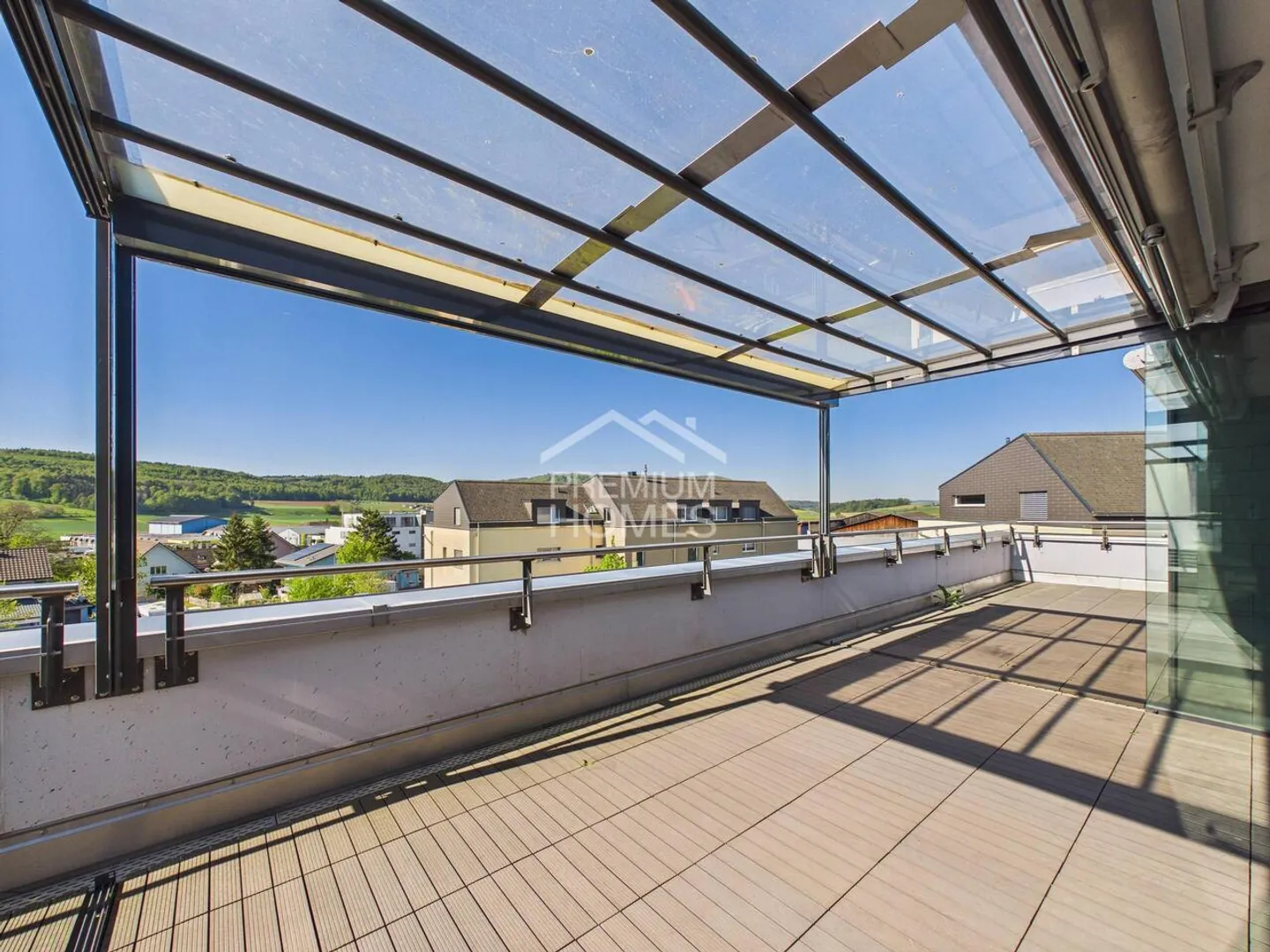 Perla attica elegante con terrazza soleggiata - Foto 3 di 12
