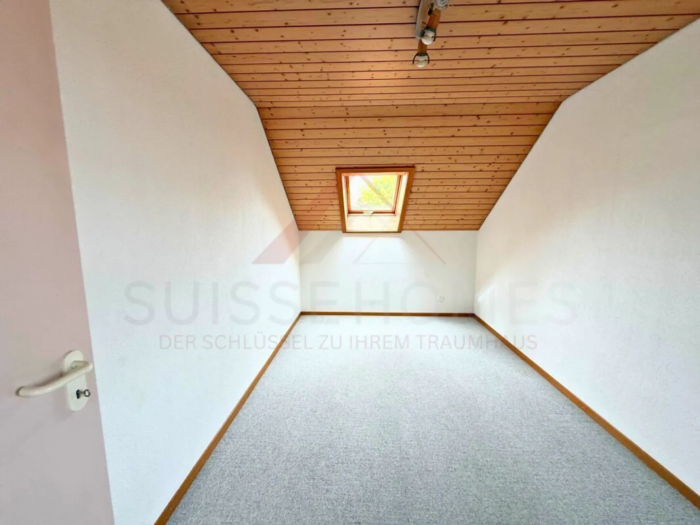 Attractive multi-family house in Grasswil BE - well-maintained, solid and with 4.8% yield - Photo 13 of 17