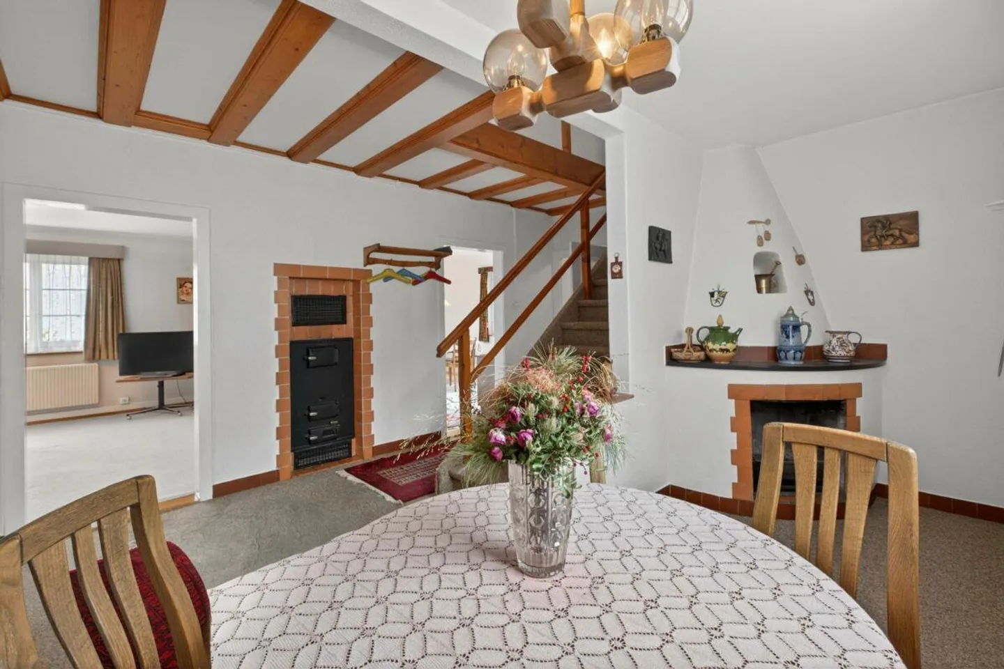 Charming old property with garden idyll near the center - Photo 4 of 13