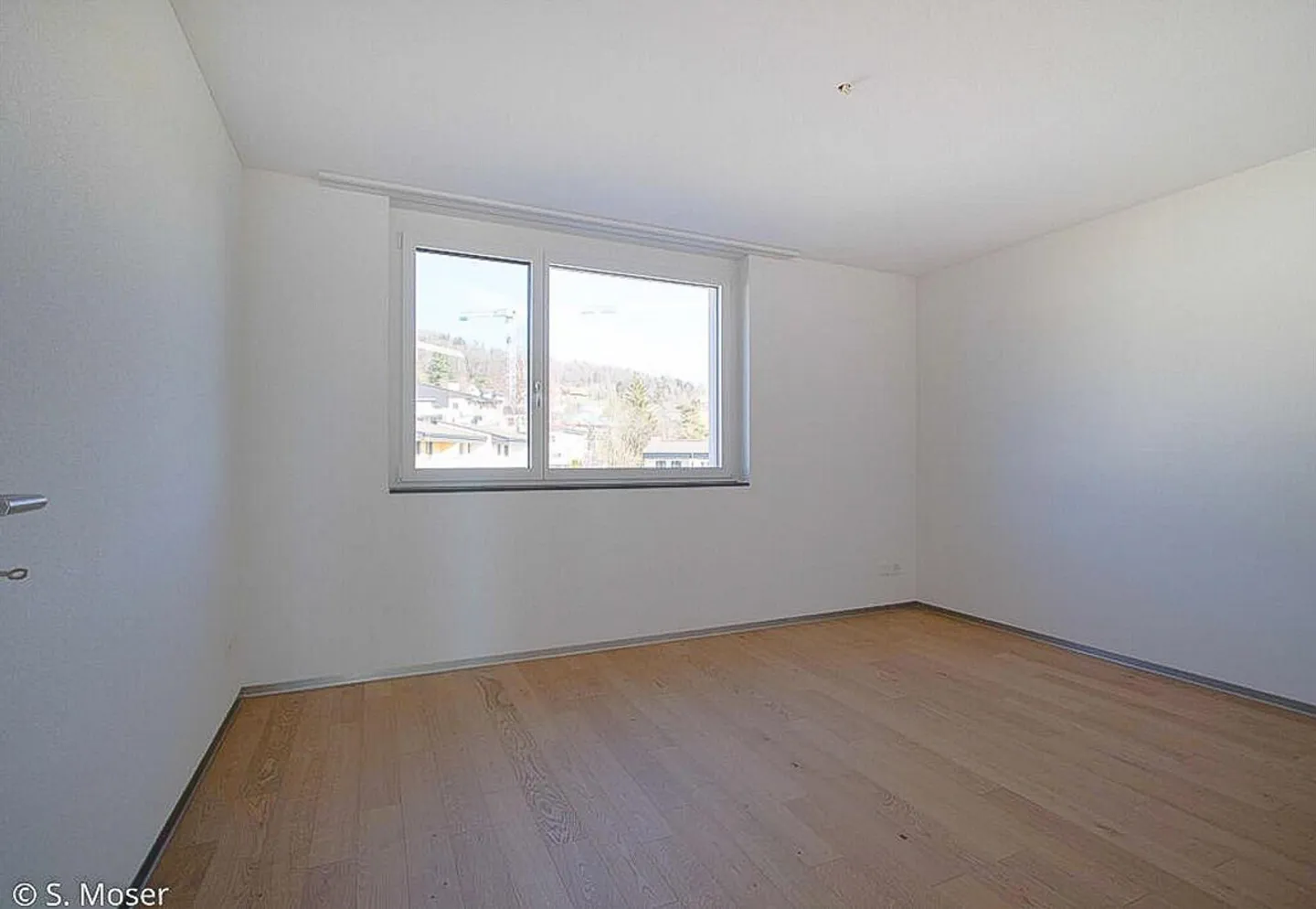 Appartamento moderno di 4,5 locali con finiture di alta qualità in una posizione privilegiata - Foto 4 di 9