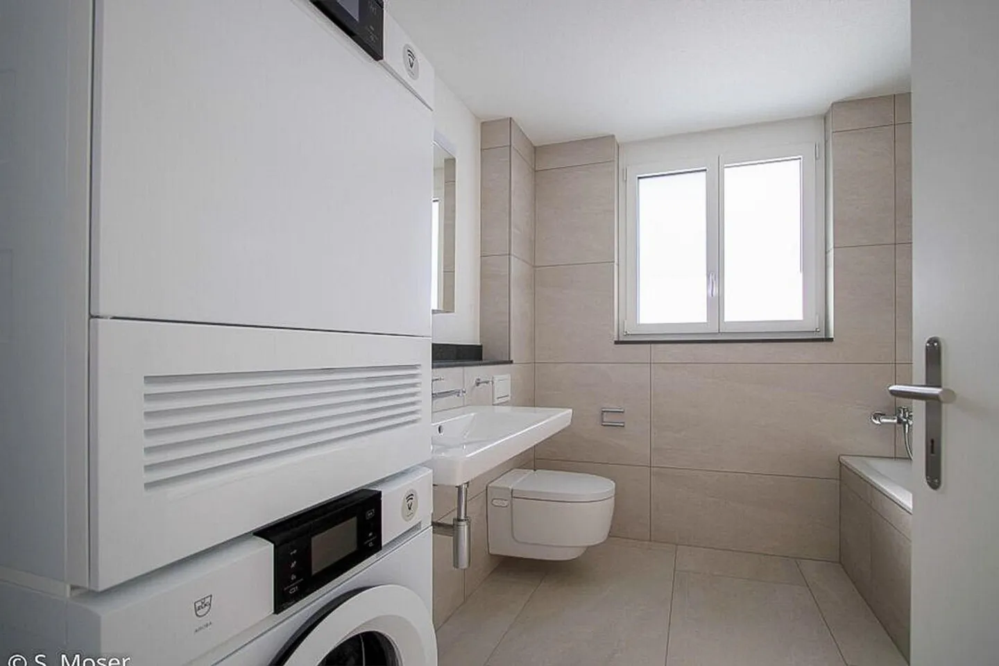 Appartamento moderno di 4,5 locali con finiture di alta qualità in una posizione privilegiata - Foto 6 di 9