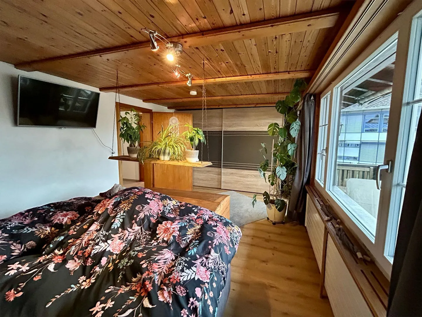 5.5 Zimmer Wohnung mit 2 Terassen - Foto 8 von 16