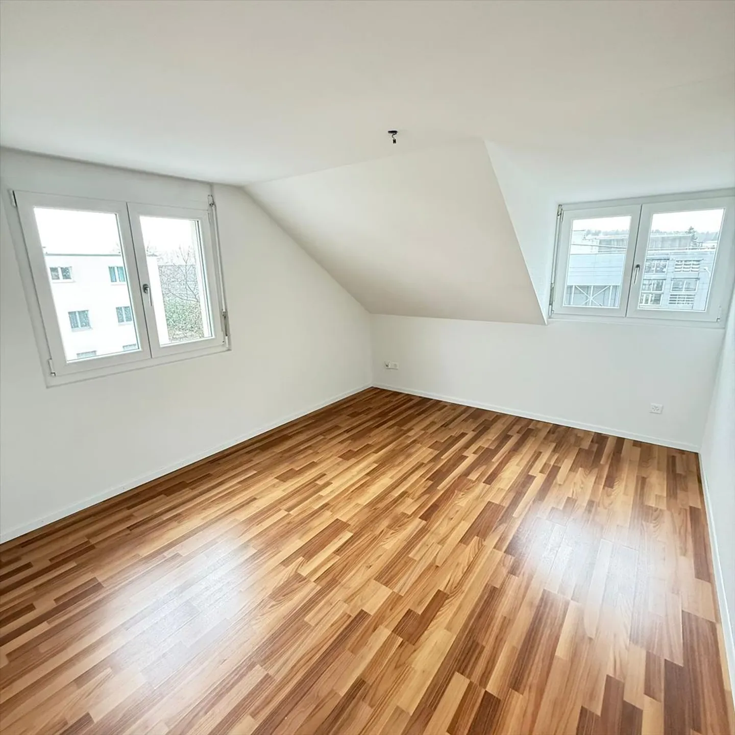 Appartement penthouse moderne avec galerie - Louez sans dépôt ! - Photo 8 sur 13