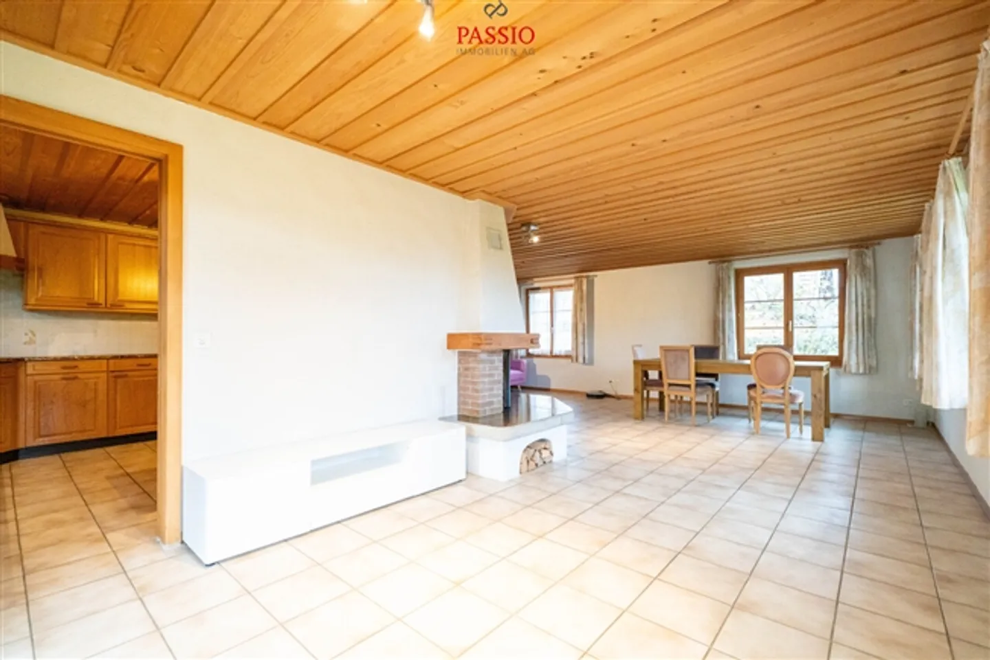 Large 8.5-Room House with Alpine View and Garden Idyl - Photo 12 of 20