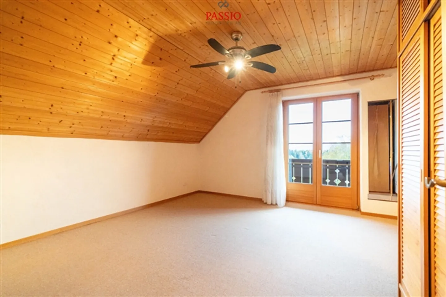 Large 8.5-Room House with Alpine View and Garden Idyl - Photo 20 of 20