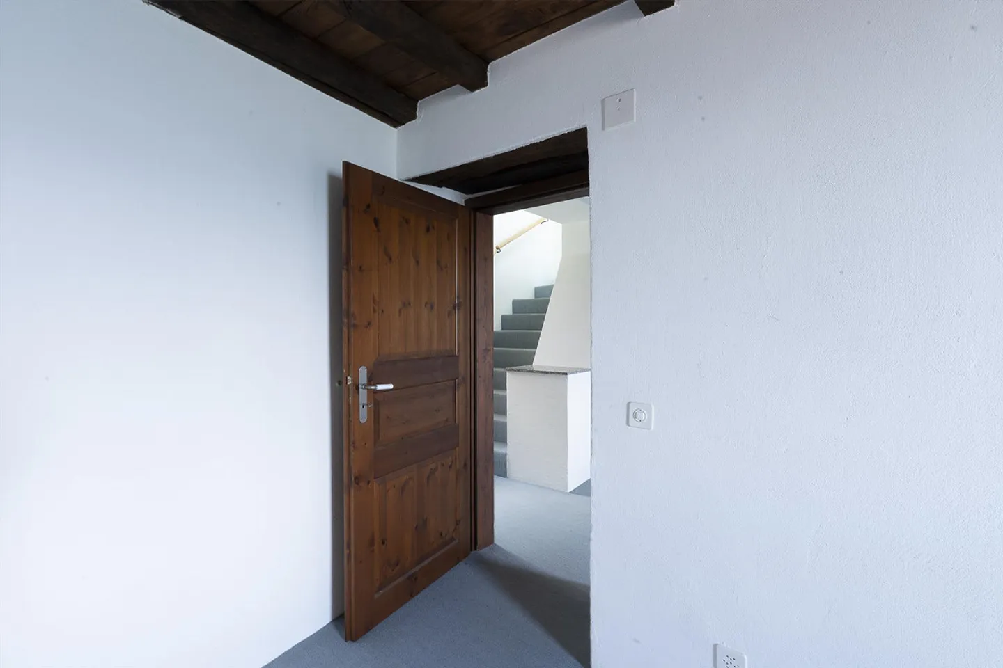 CADEMARIO in two-family house - Photo 4 of 16