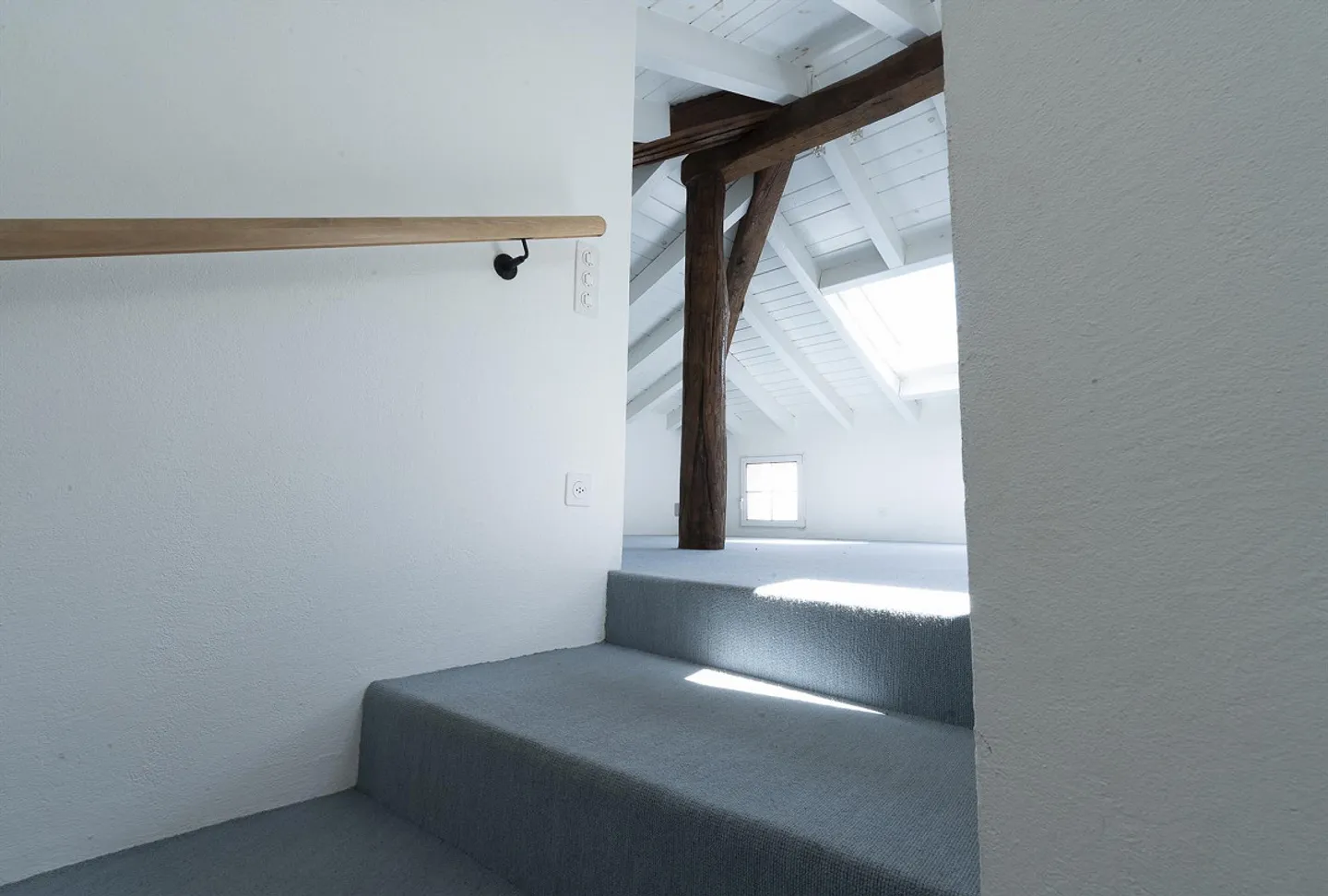 CADEMARIO in two-family house - Photo 7 of 16