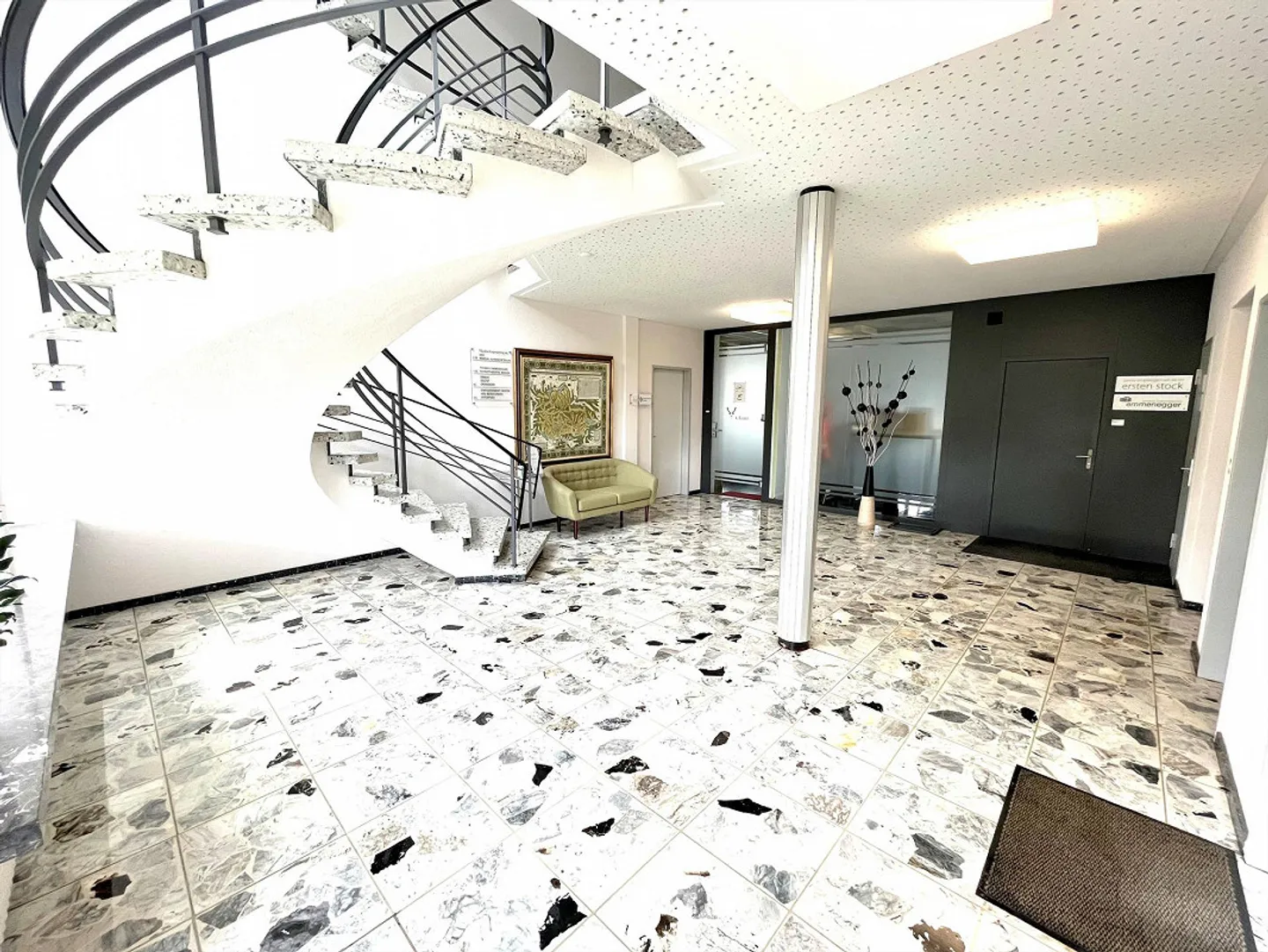 Bureaux attrayants et lumineux dans un emplacement privilégié entre Lucerne et Zug - Photo 13 sur 14