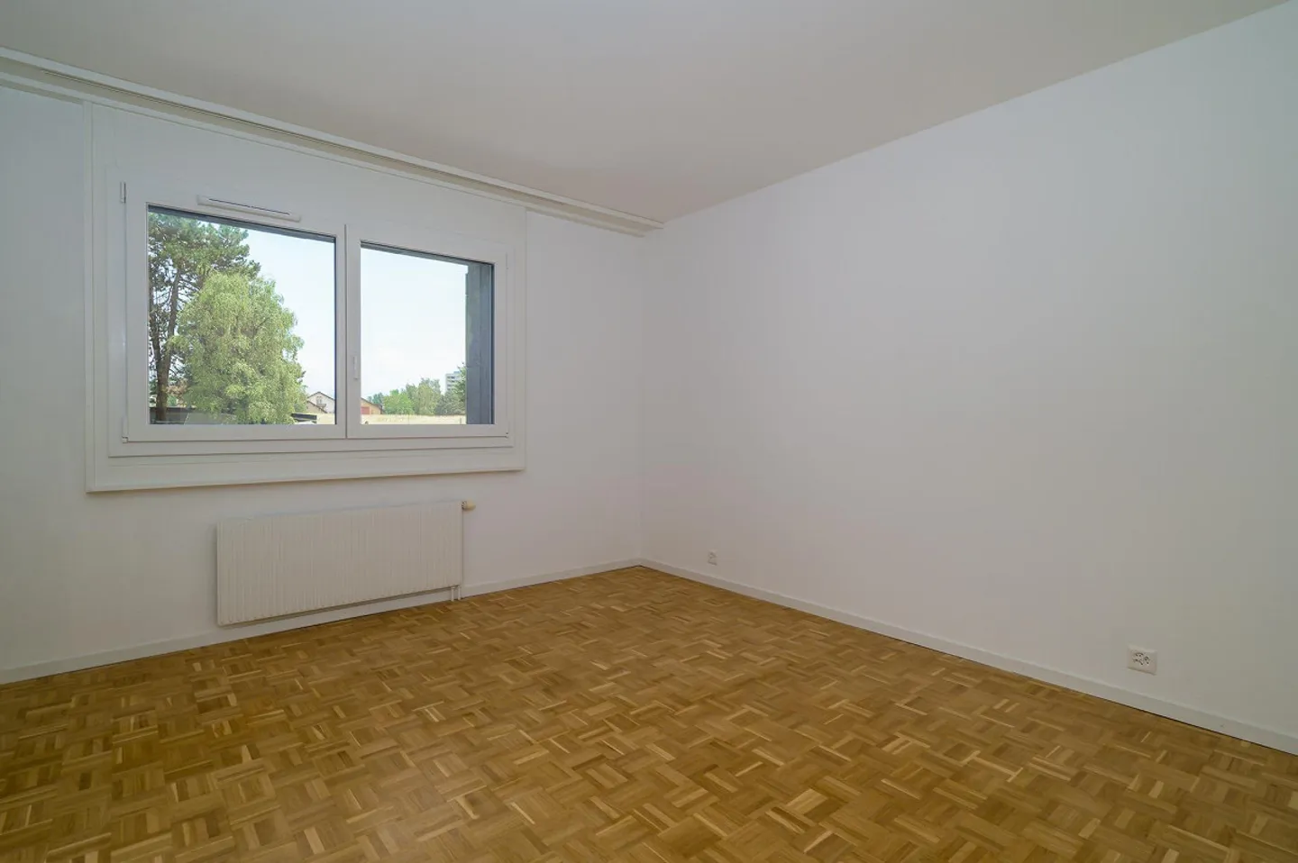 Appartement rénové 5.5 pièces - Photo 1 sur 3