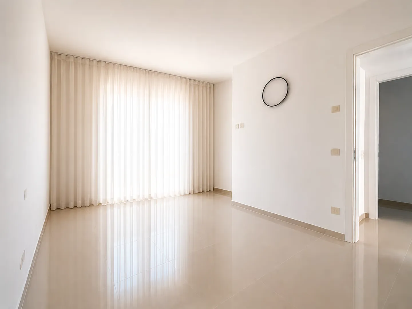 BRISSAGO - VENDU APPARTEMENT LUMINEUX 3.5 CHAMBRES AVEC VUE IMPRENABLE SUR LE LAC - Photo 11 sur 11