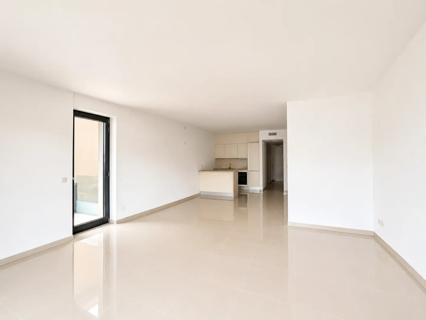 BRISSAGO - VENDU APPARTEMENT LUMINEUX 3.5 CHAMBRES AVEC VUE IMPRENABLE SUR LE LAC - Photo 2 sur 11