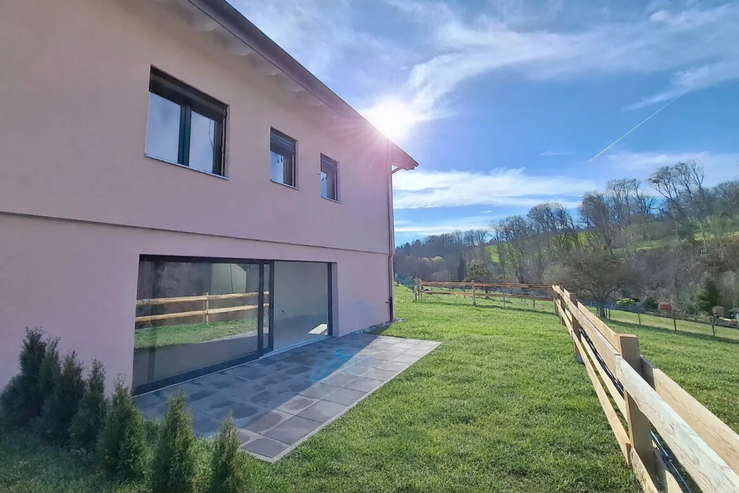 Superb Opportunity 10 Minutes from Les Croisettes (Metro M2)! - Photo 1 of 13