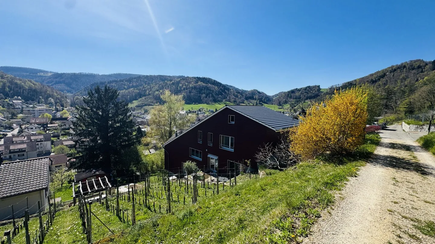 Architektenhaus mit Pool und Aussicht - Foto 10 von 40