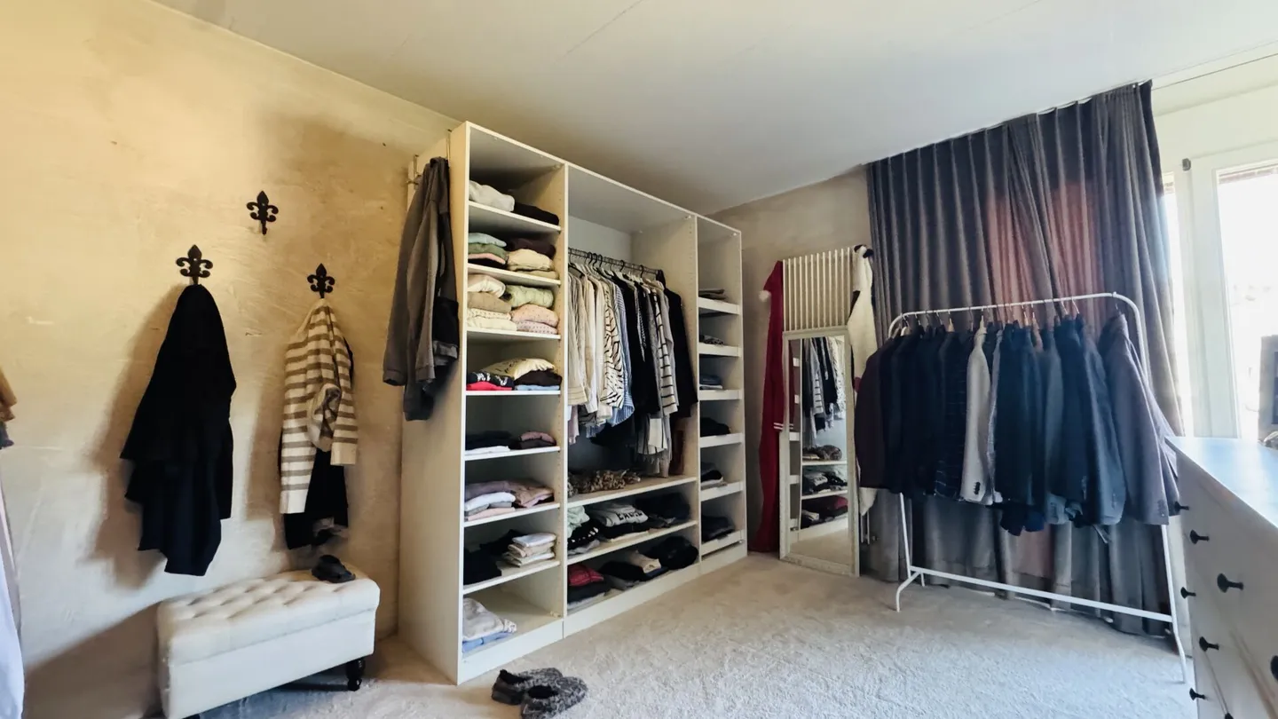 Architektenhaus mit Pool und Aussicht - Foto 11 von 40