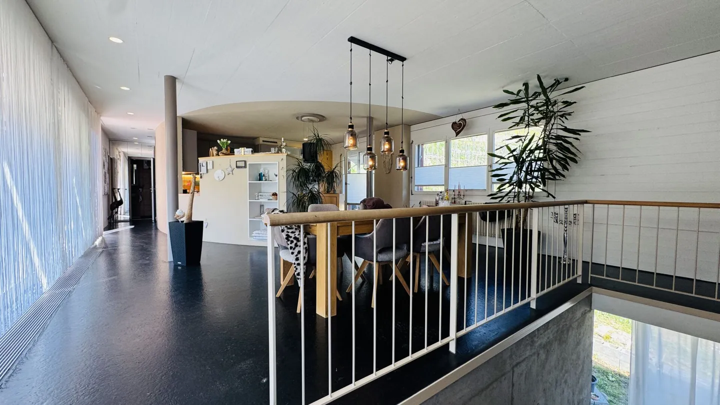 Architektenhaus mit Pool und Aussicht - Foto 18 von 40