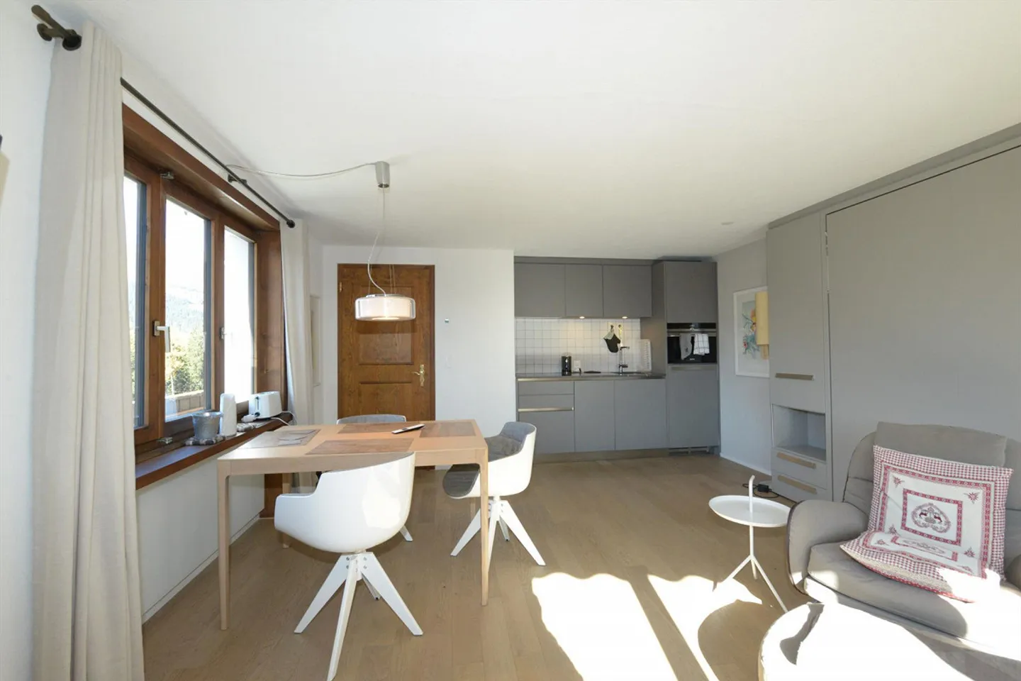 APPARTAMENTO RISTRUTTURATO A LENZERHEIDE CON BELLA AREA GIARDINO - Foto 10 di 15