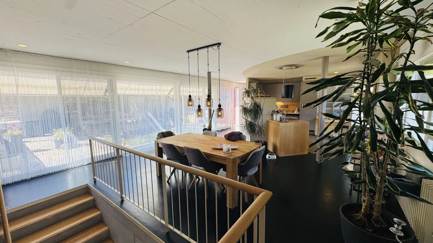 Architektenhaus mit Pool und Aussicht - Foto 19 von 40