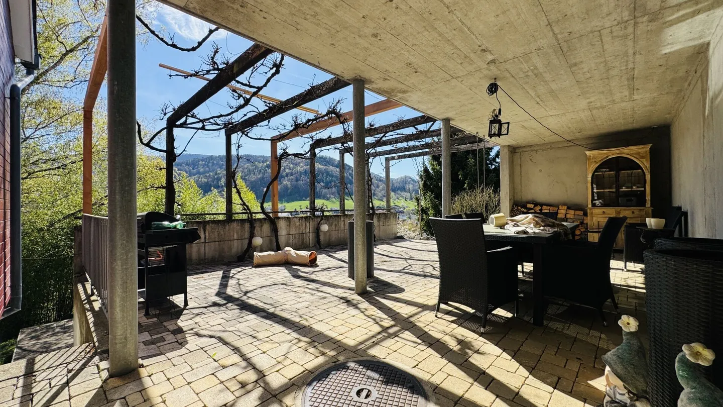 Architektenhaus mit Pool und Aussicht - Foto 30 von 40