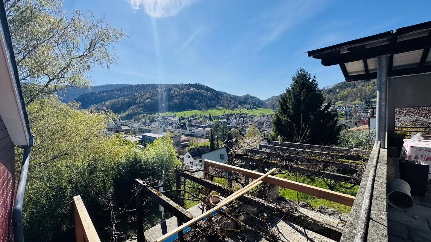 Architektenhaus mit Pool und Aussicht - Foto 32 von 40