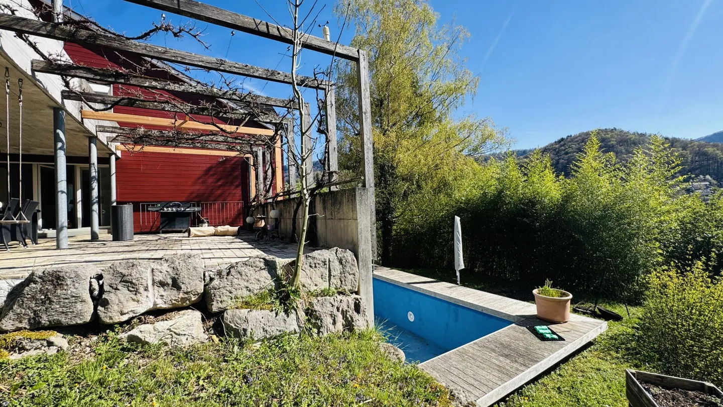 Architektenhaus mit Pool und Aussicht - Foto 37 von 40