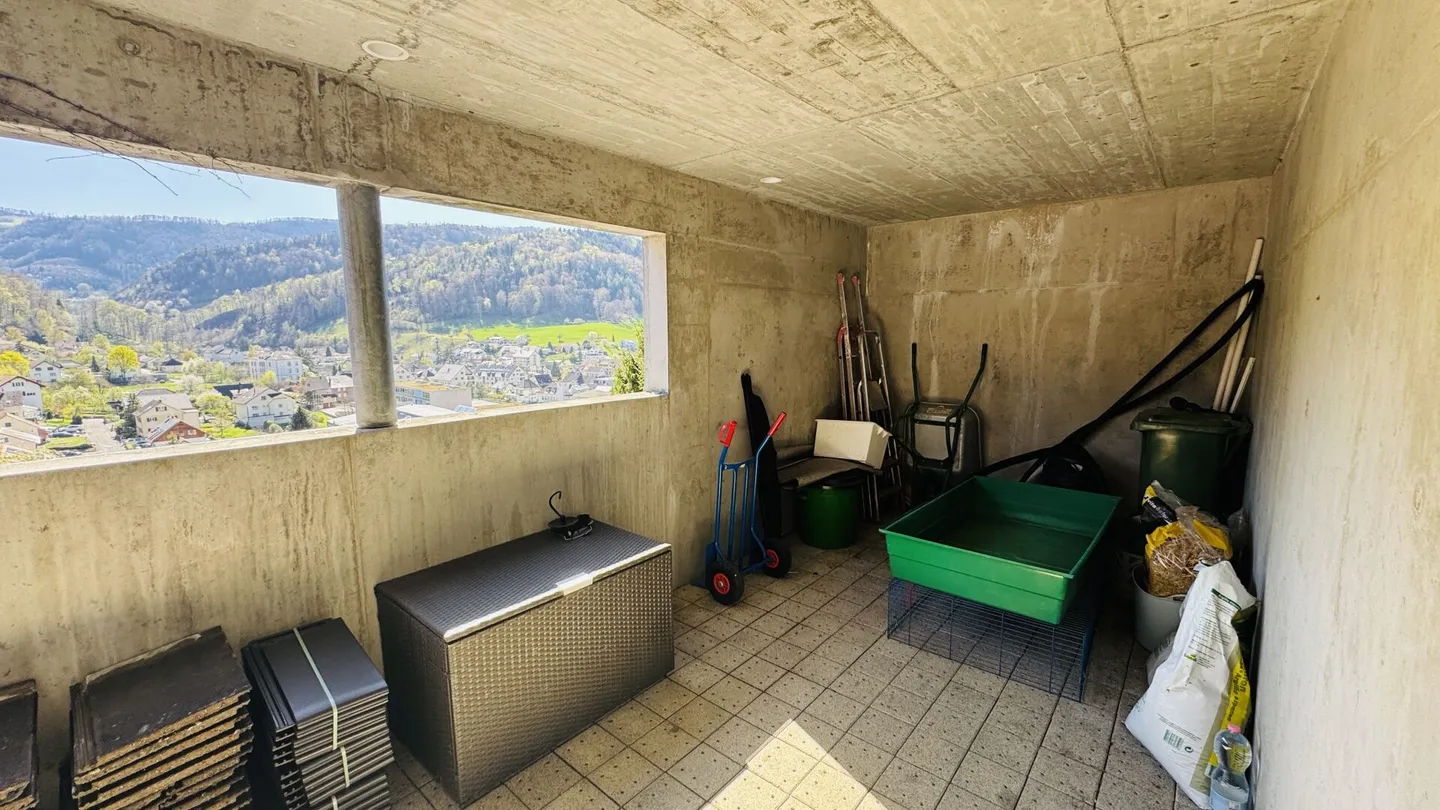 Architektenhaus mit Pool und Aussicht - Foto 39 von 40