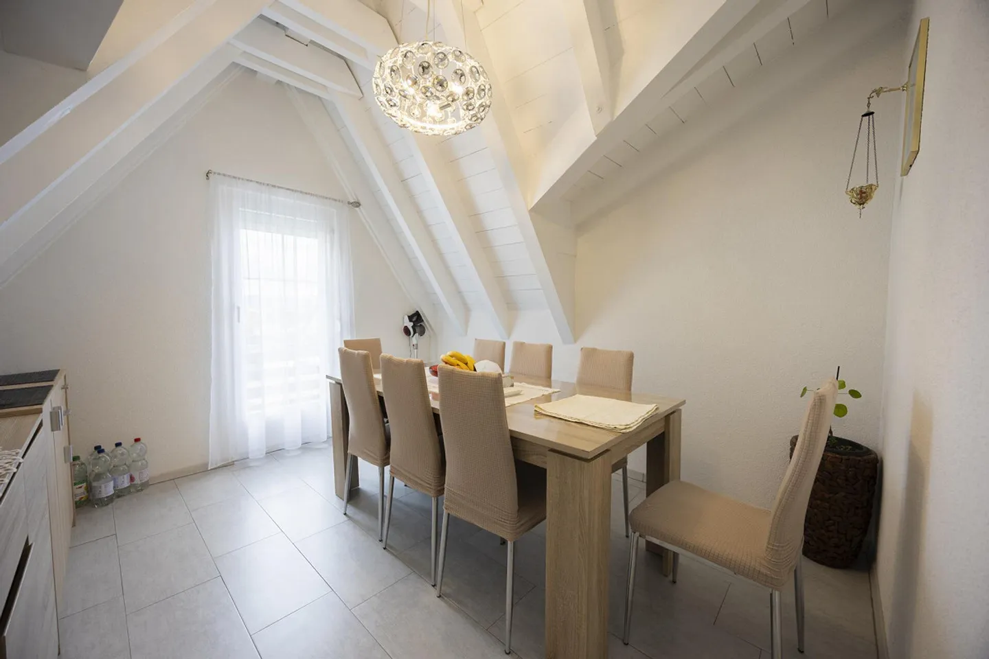 Maison individuelle polyvalente avec appartement - Photo 3 sur 15