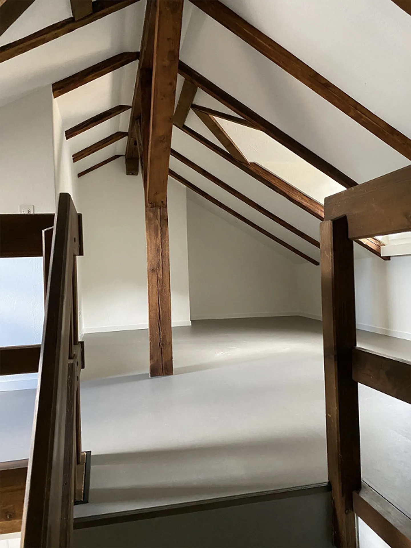 Appartamento duplex di 4,5 locali con camino e terrazza - Foto 5 di 6