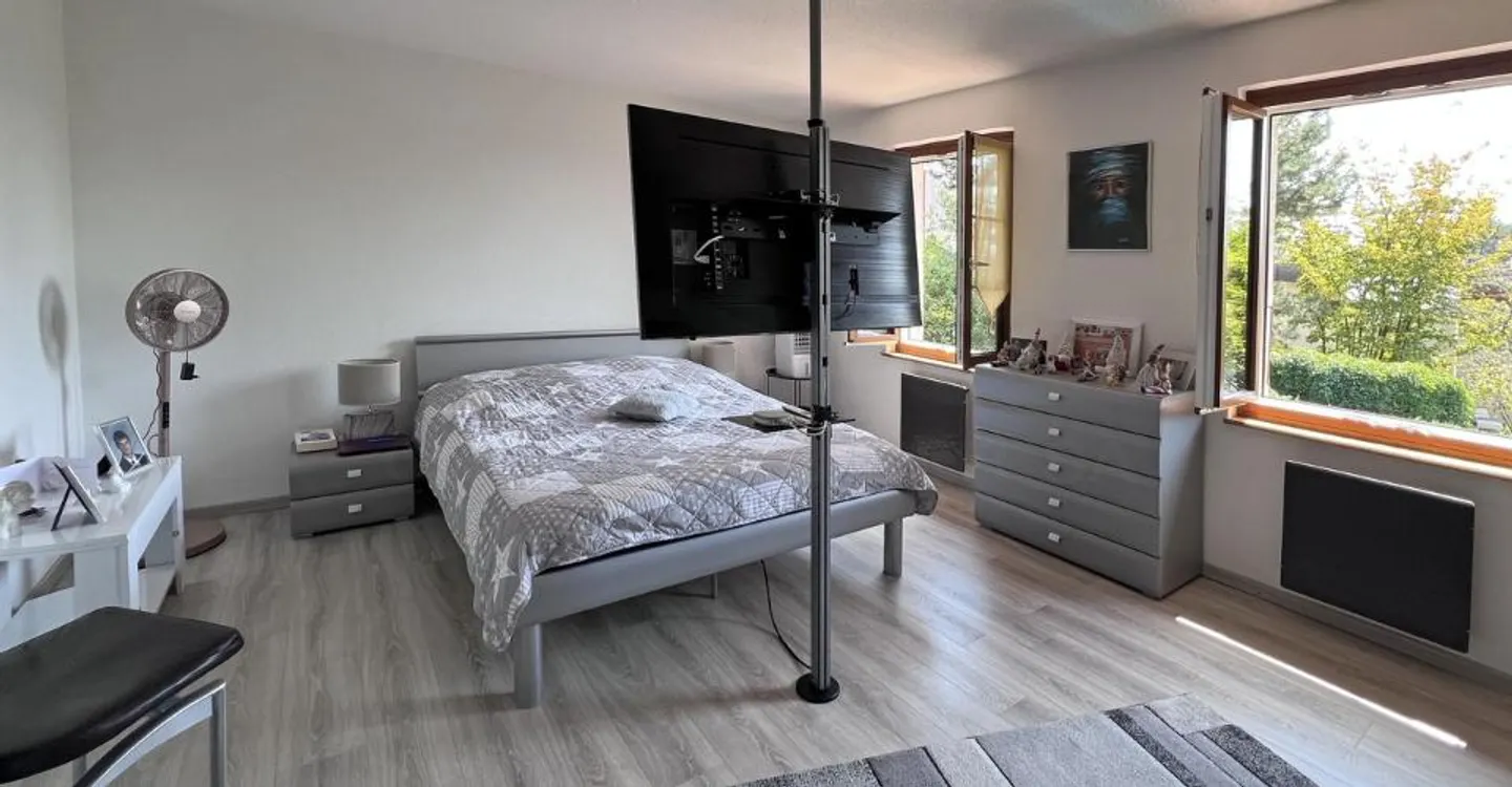 Charmantes Reihenhaus mit 5,5 Zimmern - Foto 7 von 13