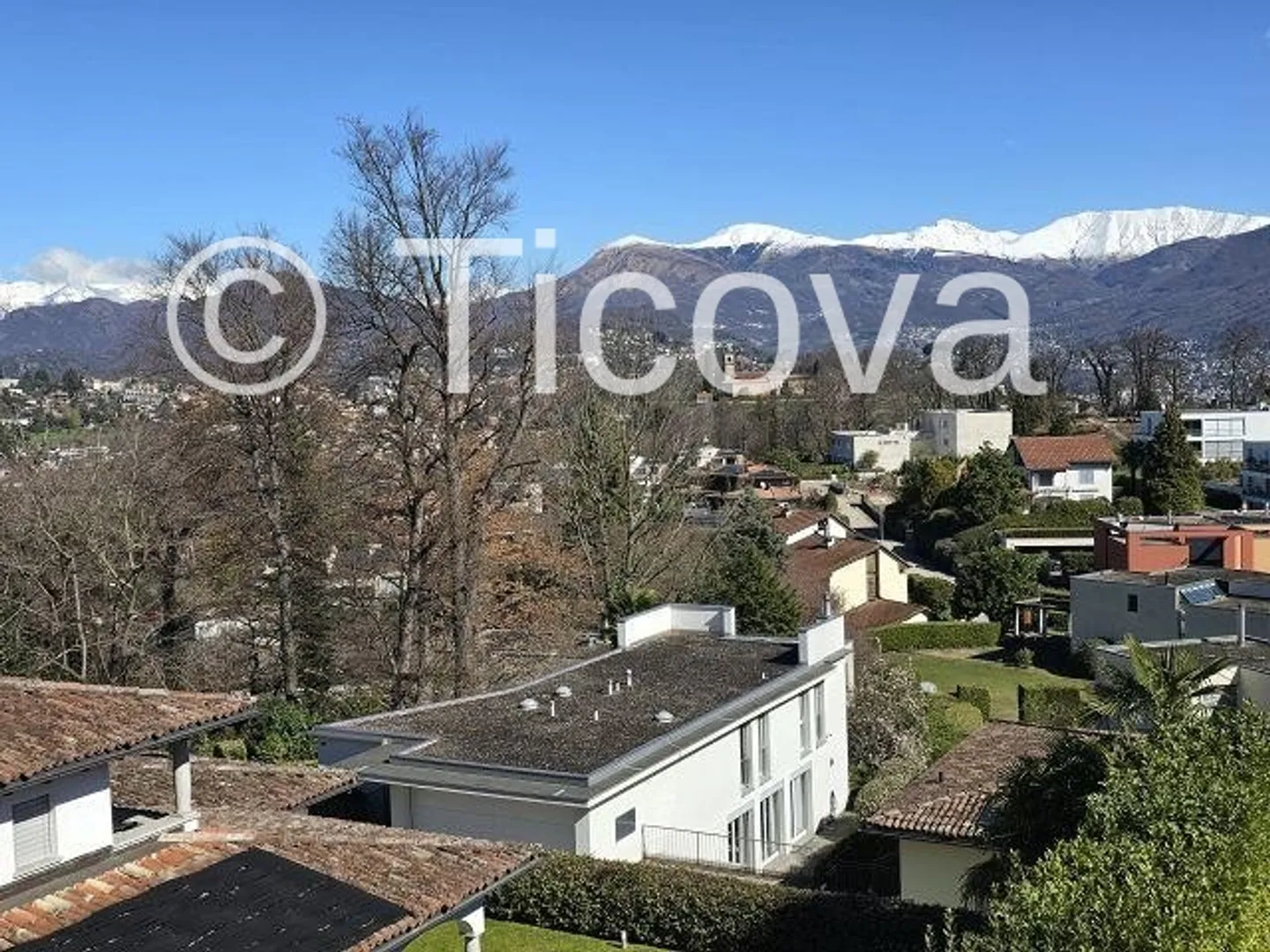 Apartment Building in Lugano - Photo 4 of 20