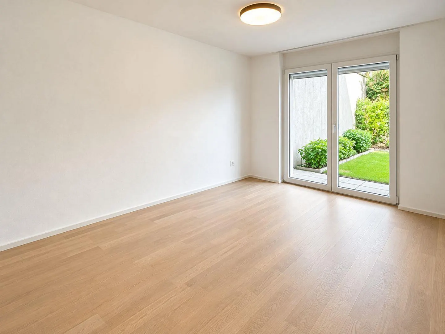 Wunderschöne 4,5 Zimmer in Tenero: eine Wohnung mit dem Komfort eines Hauses! - Foto 7 von 12