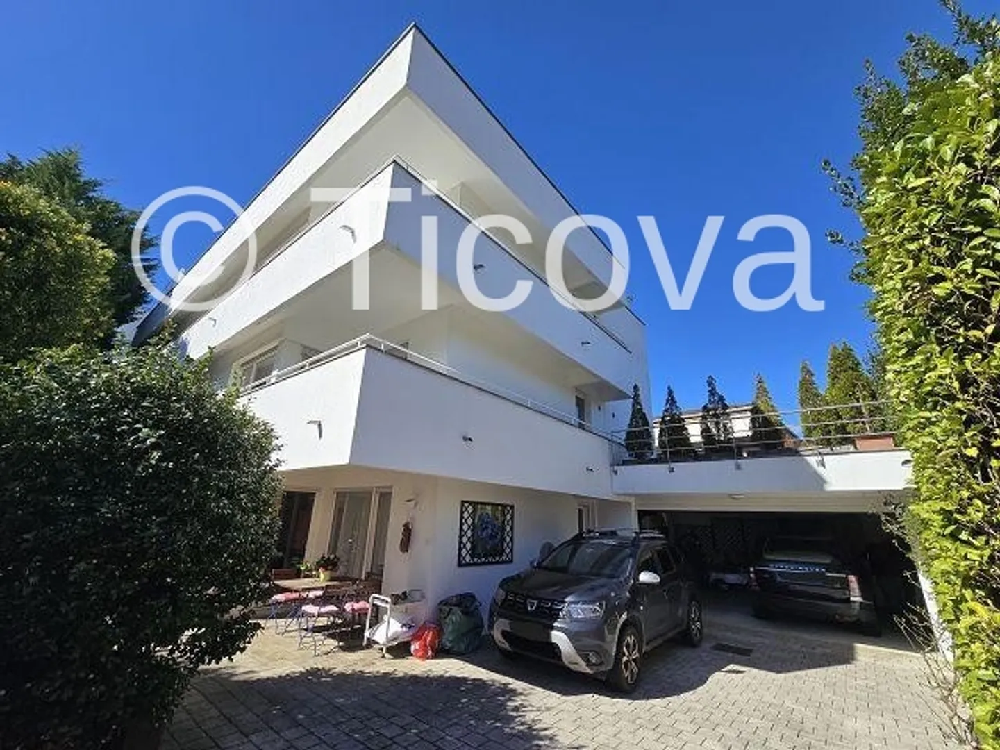 Apartment Building in Lugano - Photo 5 of 20