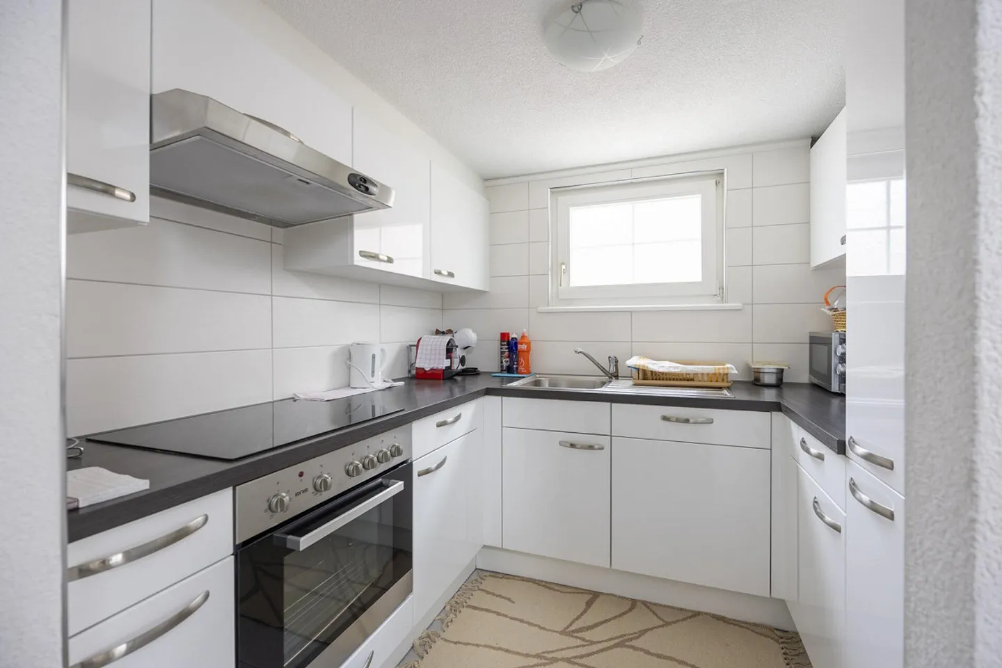 Maison individuelle polyvalente avec appartement - Photo 4 sur 15