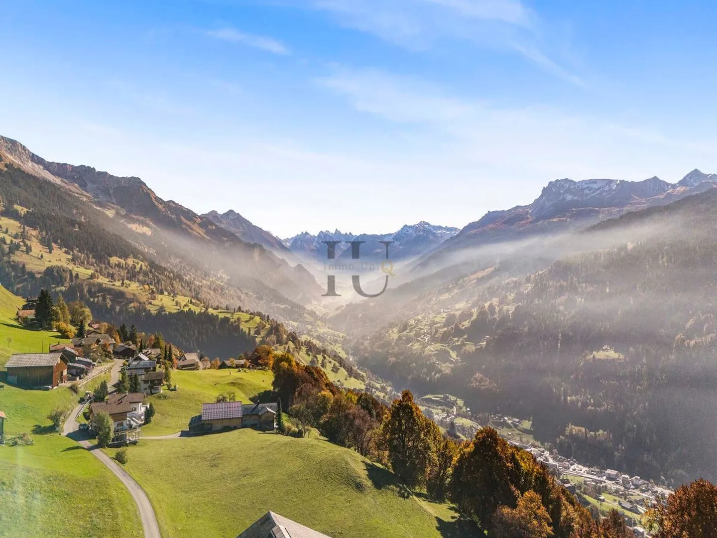 CHARMANTES FERIENHAUS MIT FANTASTISCHEM BERGBLICK - Foto 2 von 7